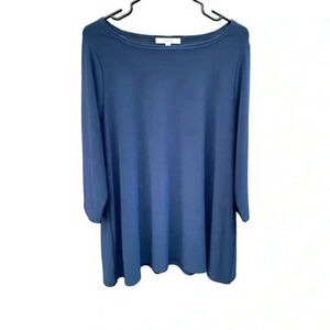 Simpli blue tunic, 3/4 sleeves,  stretchy boat neckline, easy care, packable